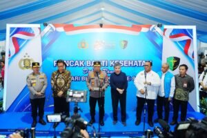 Hadiri Puncak Bakti Kesehatan, Kapolri: Berikan Pelayanan Terbaik ke Masyarakat dan Anggota